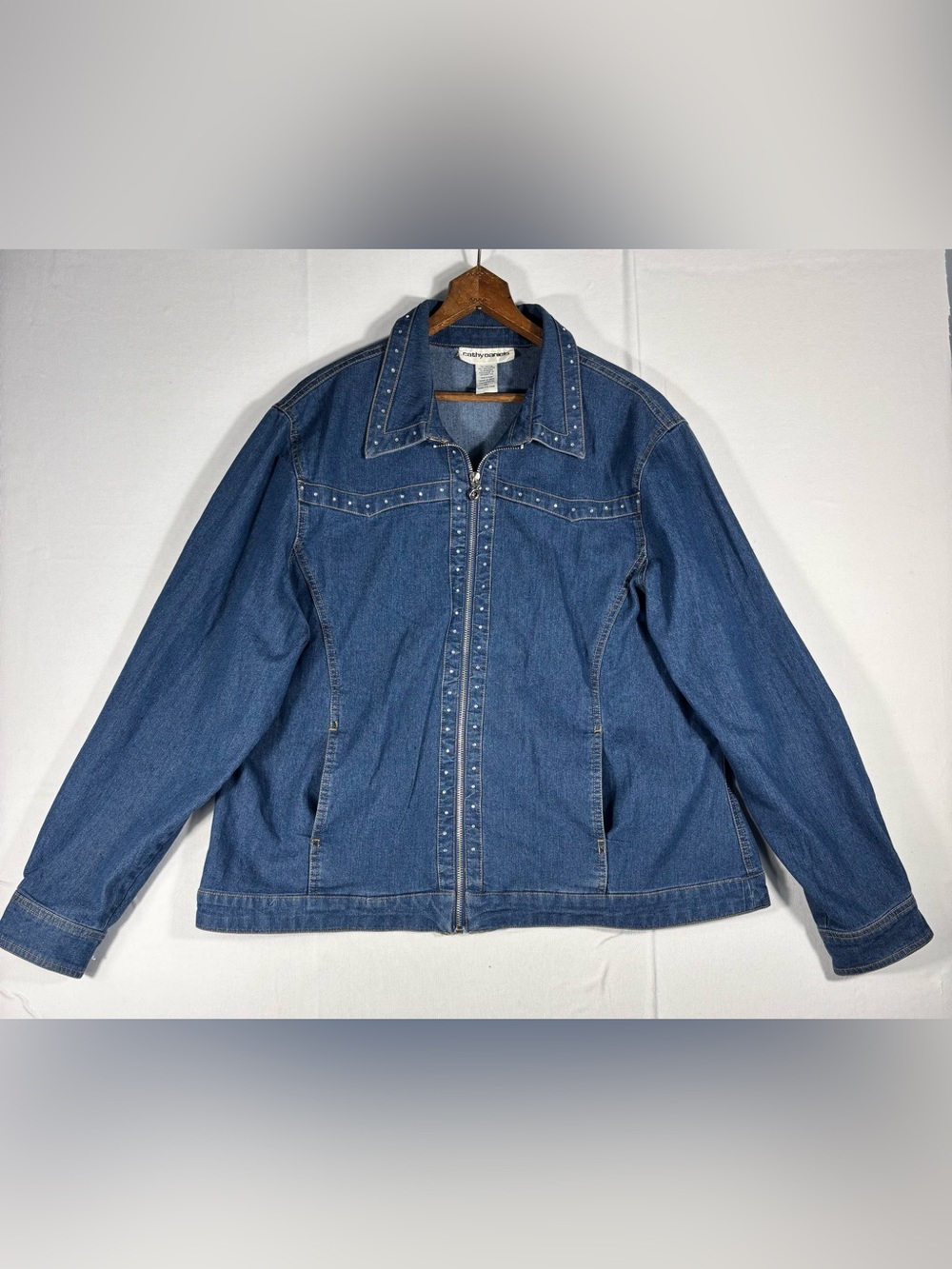 Cathy Daniels Women’s XL Blue Jean Denim Jacket with Rhinestone Accents